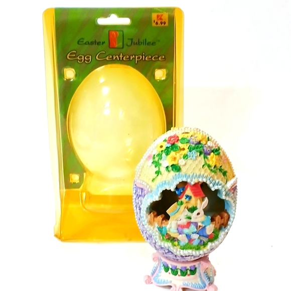 Rare Vintage Kmart Easter Jubilee Egg Centerpiece with Stand Rabbits Pastel - Picture 2 of 8